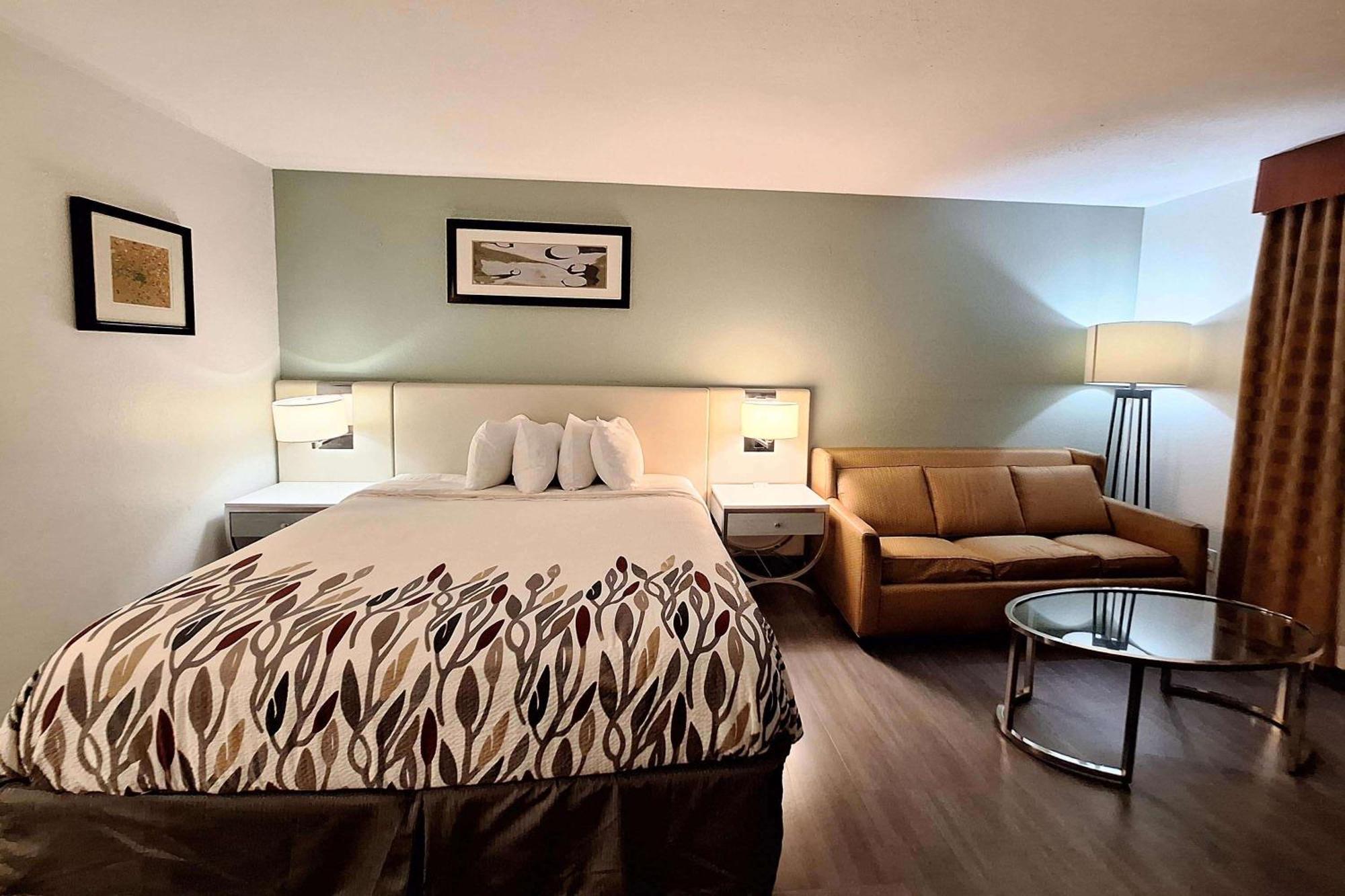 Travelodge By Wyndham Indianapolis Speedway Eksteriør billede